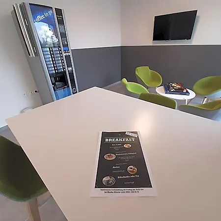 Office Base モーテル